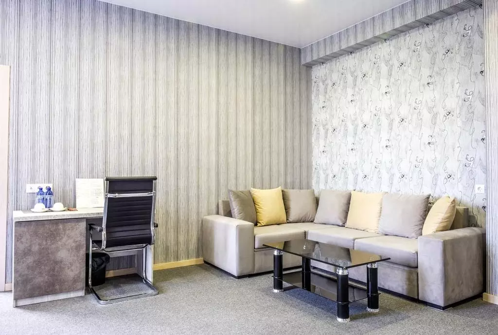 hotel blossom inn tbilisi_shabavizparvaz_07.jpg